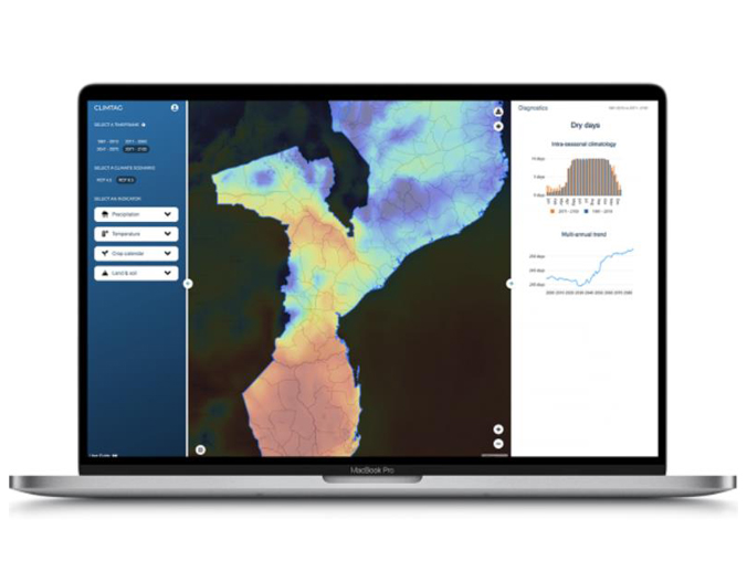 Web-based tool offering agro-climate indicators at high resolution